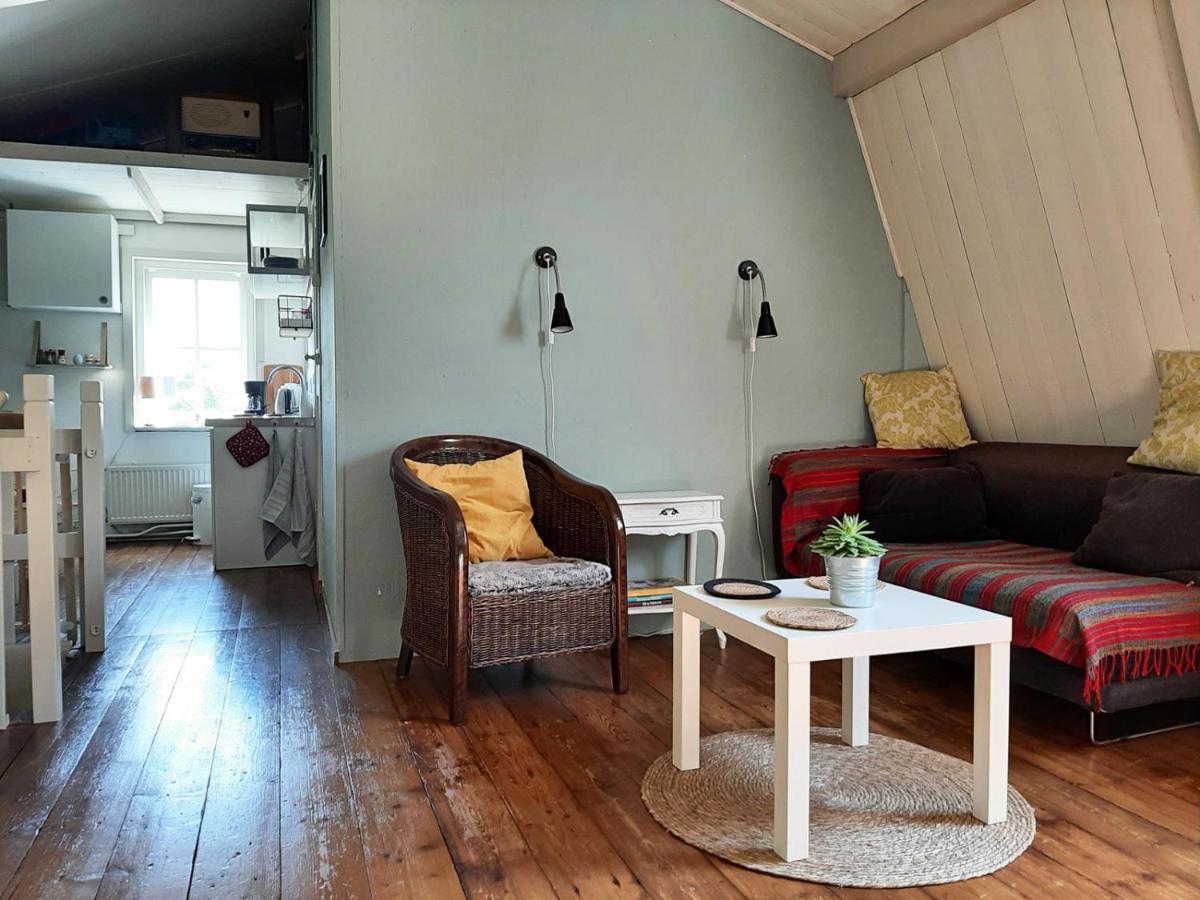 Gastenverblijf De Loft Warns Bagian luar foto